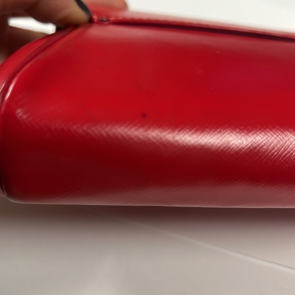Vintage Red Leather Turnlock Clutch Bag - Picture 7 of 12